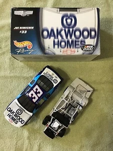 2000 Hot Wheels Crews Choice JOE NEMECHEK #33 Oakwood Homes 1/24 Scale Diecast - Picture 1 of 7
