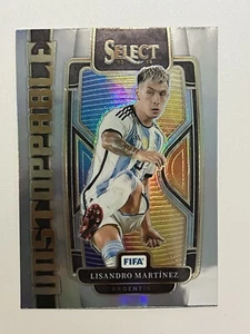 2023-24 Panini Select FIFA Lisandro Martinez Unstoppable #3 Silver Prizm Arg. - Bild 1 von 2