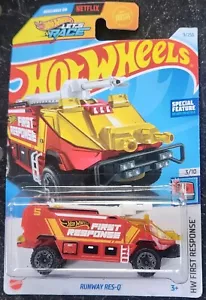 Hot Wheels Runway Res-Q 9/250 Red HW First Response 3/10 2024 - Picture 1 of 2