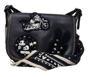 Nuevo Bandolera COACH X Disney Mickey Mouse Patricia Saddle 18 Guante Cuero de becerro - Imagen 1 de 11