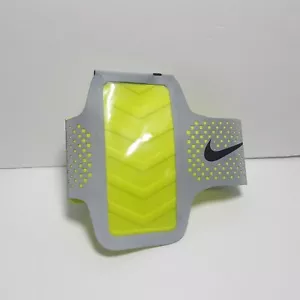 NIKE Vapor Flash Adjustable Arm Band iPhone iPod Device Carrier Run Training Mp3 - Picture 1 of 9