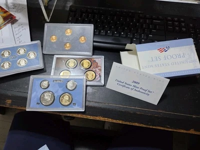 2009-S U.S. Mint Proof Set (OGP & COA) 18 Coins - Image 1 of 4