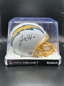 Mini casco autografiado por Justin Herbert Beckett certificado de autenticidad - Imagen 1 de 7