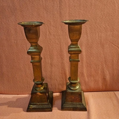 Juego de 2 candelabros vintage de latón pesado base cuadrada decoración del hogar India Foto 1 de 4