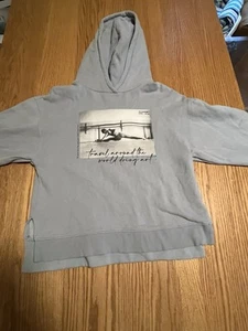 Girls Zara Size 13/14 hooded sweatshirt Travel around the world doing art - Picture 1 of 5