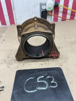 1987 85 1988 CHEVROLET GMC TRUCK K10 K20 Transmission Transfercase ADAPTER MOUNT - Image 1 of 4