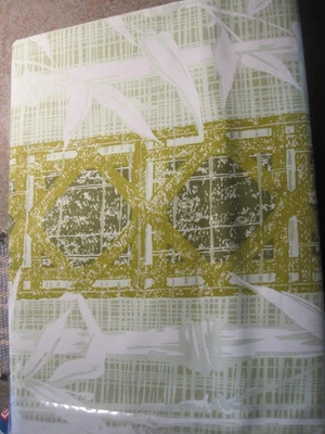 Green White Gold Polyester/Cotton Tablecloth 54" x 72" NIP - Image 1 of 4