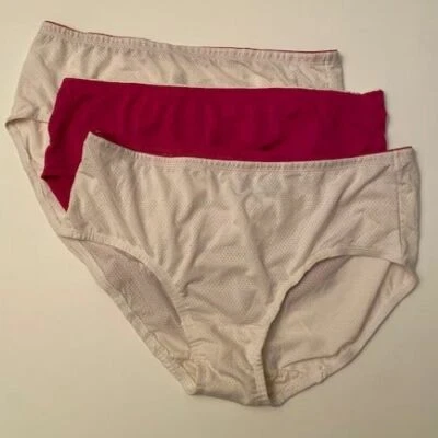 Fruit of the Loom Women's *3 Pack* Hi-Cut Panty Pink/White 7/L New w/o Tags - Image 1 of 3