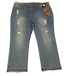 Be-Girl Women's Distressed Embroidered Rose Med Wash Stretch Jeans Size 20 - NWT - Picture 1 of 7