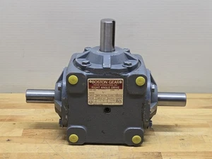 Boston Gear Speed Reducer, Getriebe R1215, 1:1 Übersetzung, Typ J, 1" Durchmesser Schäfte - Bild 1 von 6