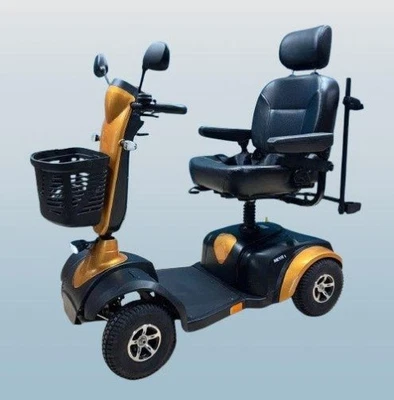 Meyra CL409 Mobility Scooter • 4 Wheel Seniors Mobile > Public Transport • 6mph - Image 1 of 4