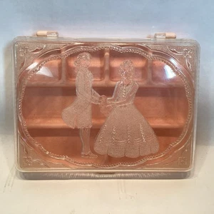Vintage 1950s Hommer Red Pink Marbled Courting Couple Hinged Plastic Sewing Box - Picture 1 of 6