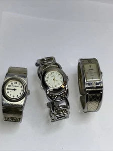 Lotto misto ricambi orologio Contempo, Narmi, Ginevra. Senza batterie LEGGI - Foto 1 di 13
