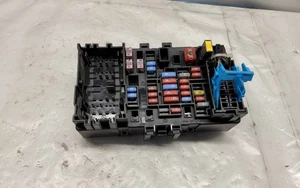 Cabin Fuse Box CHEVY TAHOE 17 - Picture 1 of 5