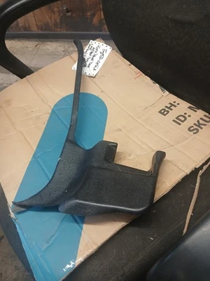 Toyota Celica GT 1989 - Panel de retroceso del lado izquierdo del conductor cubierta negro Foto 1 de 4