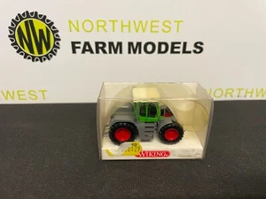 WIKING 1:87 SCALE 3800129 FENDT XYLON TRACTOR - Picture 1 of 2