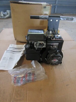 TEEL 1P913A 2" SELF-PRIMING ENGINE-DRIVEN CENTRIFUGAL PUMP 3.5HP BRIGGS NEW ! - Image 1 of 4