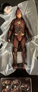Mezco One:12 Collective The Flash Zack Snyder's Justice League Action Figure - Picture 1 of 5