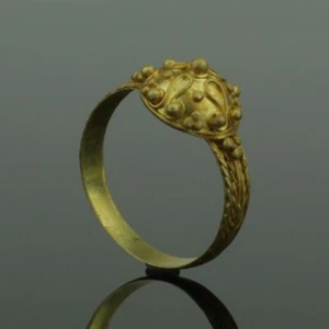 FABULOUS ANCIENT BYZANTINE GOLD RING CIRCA - 9th Century AD (8872) - Picture 1 of 4