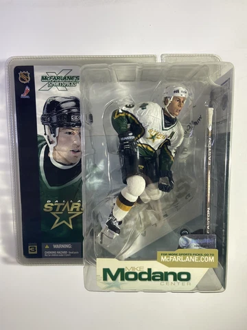 Mike Modano in Chase White Jersey Dallas Stars NHL McFarlane Series 3 Figure Cover