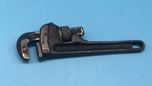 Vintage RIDGID #10 Pipe Wrench - Elyria USA Pat. 1727623 - Picture 1 of 3
