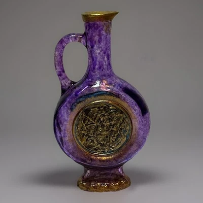 Botella estilo jarra de vidrio pintada a mano vintage púrpura oro botella antigua SSS Avon Foto 1 de 4