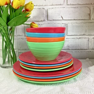 Gibson Home Set di Piatti in Plastica Multicolore per 4 Piatti Insalatiera Ciotole 12 Pezzi - Foto 1 di 23