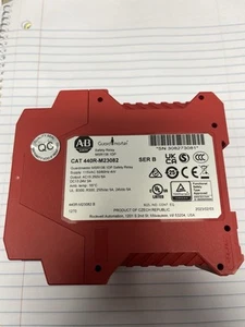 Allen Bradley MSR138.1DP 440R-M23082 Safety Relay Module - Picture 1 of 11