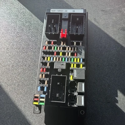 MODULO CONTROLLO CARROZZERIA LAND ROVER DISCOVERY SPORT L550 2017 BCM FK72-14F041-AE - Immagine 1 di 4