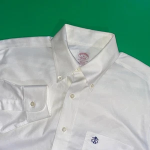 Brooks Brothers Button Down Shirt Regular Fit Non-Iron Supima Cotton M - Picture 1 of 7