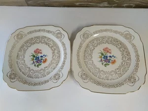 Vintage Queen Anne 22-K Gold Dessert Plates Lot of 2 - Picture 1 of 9