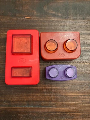 Creative Memories Retired Leaf Maker, Friendship, Bubbles Paper Punch Lot - Image 1 of 2