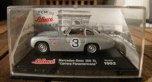 Modellauto - Mercedes-Benz - Maßstab: 1:72 - Farbe: silber NEU & OVP ungeöffnet - Bild 1 von 3