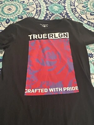 Camiseta True Religion Para Mujer Floreada Calce Ajustado Manga Corta Logo Flor Talla Med Nueva Sin Etiquetas Foto 1 de 4