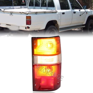 Right Passenger Tail Light Brake Rear Lamp For Toyota HiLux 1985-1995 With Bulbs - Picture 1 of 13