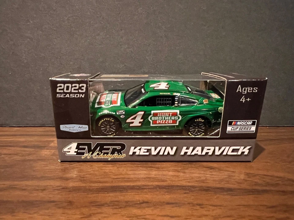 Kevin Harvick 2023 NEXTGEN Hunt Brothers Pizza Mustang 1/64 NASCAR CUP - Imagem 1 de 1
