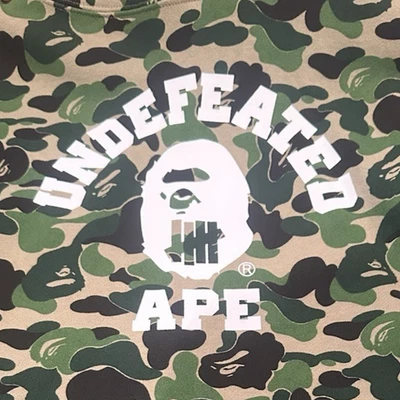 BAPE A Bathing Ape Undefeated Camo Hooded Sweatshirt Hoodie Size Medium NEW - Image 1 of 4