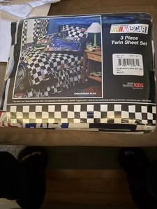 NUEVO EN PAQUETE NUEVO Juego de hojas de colección Dan Rivers NASCAR bandera a cuadros doble de 3 piezas - Imagen 1 de 5