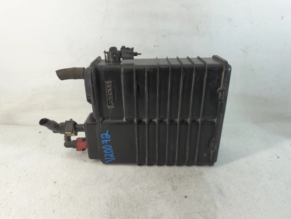 2009 Ford Mustang Fuel Vapor Charcoal Canister EYG1Z - Image 1 of 4