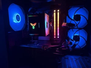Fast Custom Gaming PC - Ryzen 5 - RTX 3050 8GB - 16GB RAM - 500GB SSD - RGB - Picture 1 of 10