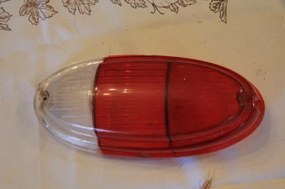 VOLVO 122 AMAZON TAILLIGHT LENS Volvo 667676 - Imagem 1 de 4