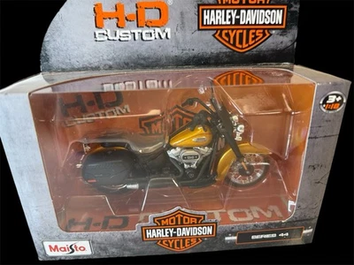 Harley-Davidson Heritage Classic #3136044 Maisto 1/18 Harley-Davidson 2023  Foto 1 de 4
