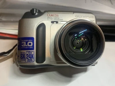 Olympus Digital Camera C-720 Ultra Zoom 3.0MP Silver Tested - Bild 1 von 4