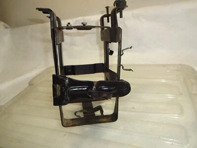 Оригинальный корпусный ящик для аккумулятора Honda 80 81 82 CB750 C K DOHC CB 750 NO 50320-MA4-670 - Изображение 1 из 4