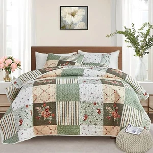 Quilt Set ,3 Pieces King Size, Green Plaid Reversible Bedspread - Picture 1 of 6