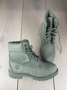 Timberland 6 Inch Premium Boots Size UK 7 Green BNWOB See Photos - Picture 1 of 8