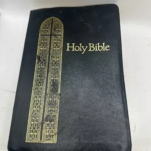 Sacra Bibbia Copertina in pelle nera con accenti dorati e linguette indicizzate - Foto 1 di 5