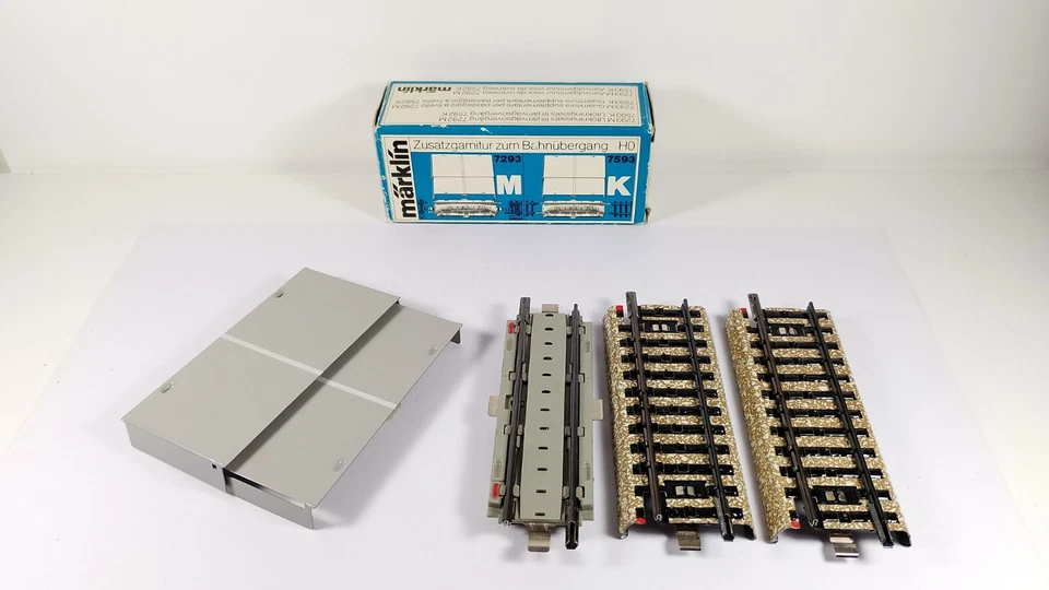 MARKLIN 7293 set ampliamento passaggio a livello M 7292 HO AC . - Immagine 1 di 1