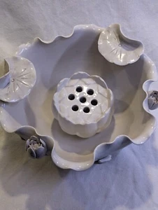Chinesische Dehua Blanc de China Lotusschale und Blumenfrosch antik um 1900 - Bild 1 von 15