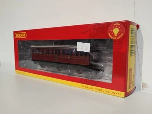 Hornby (OO) R40136 NBR 6 Wheel 3RD Class Coach No 1169 With Working Lights. - Foto 1 di 4